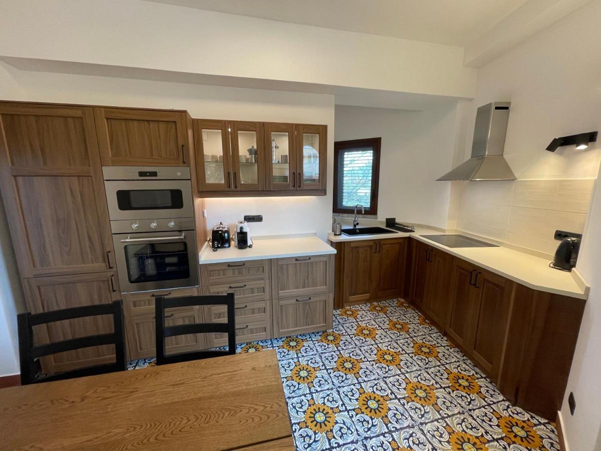 John Sea Suites Джардини Наксос Екстериор снимка