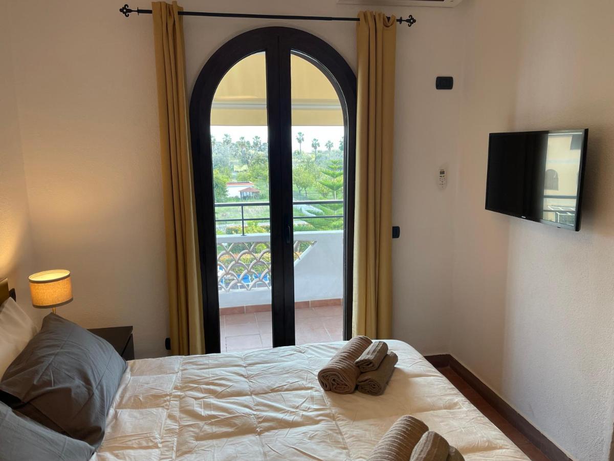 John Sea Suites Джардини Наксос Екстериор снимка