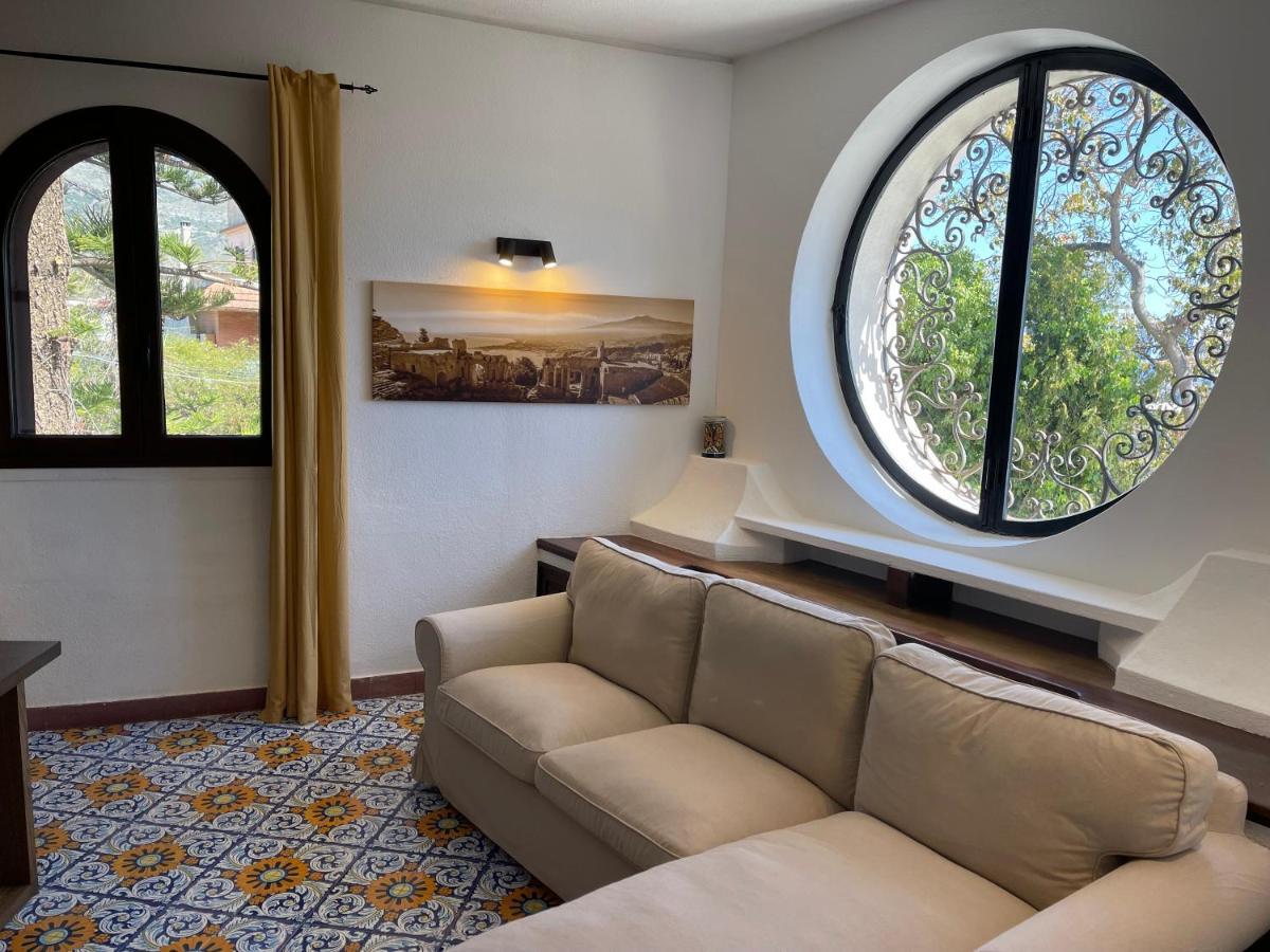 John Sea Suites Джардини Наксос Екстериор снимка