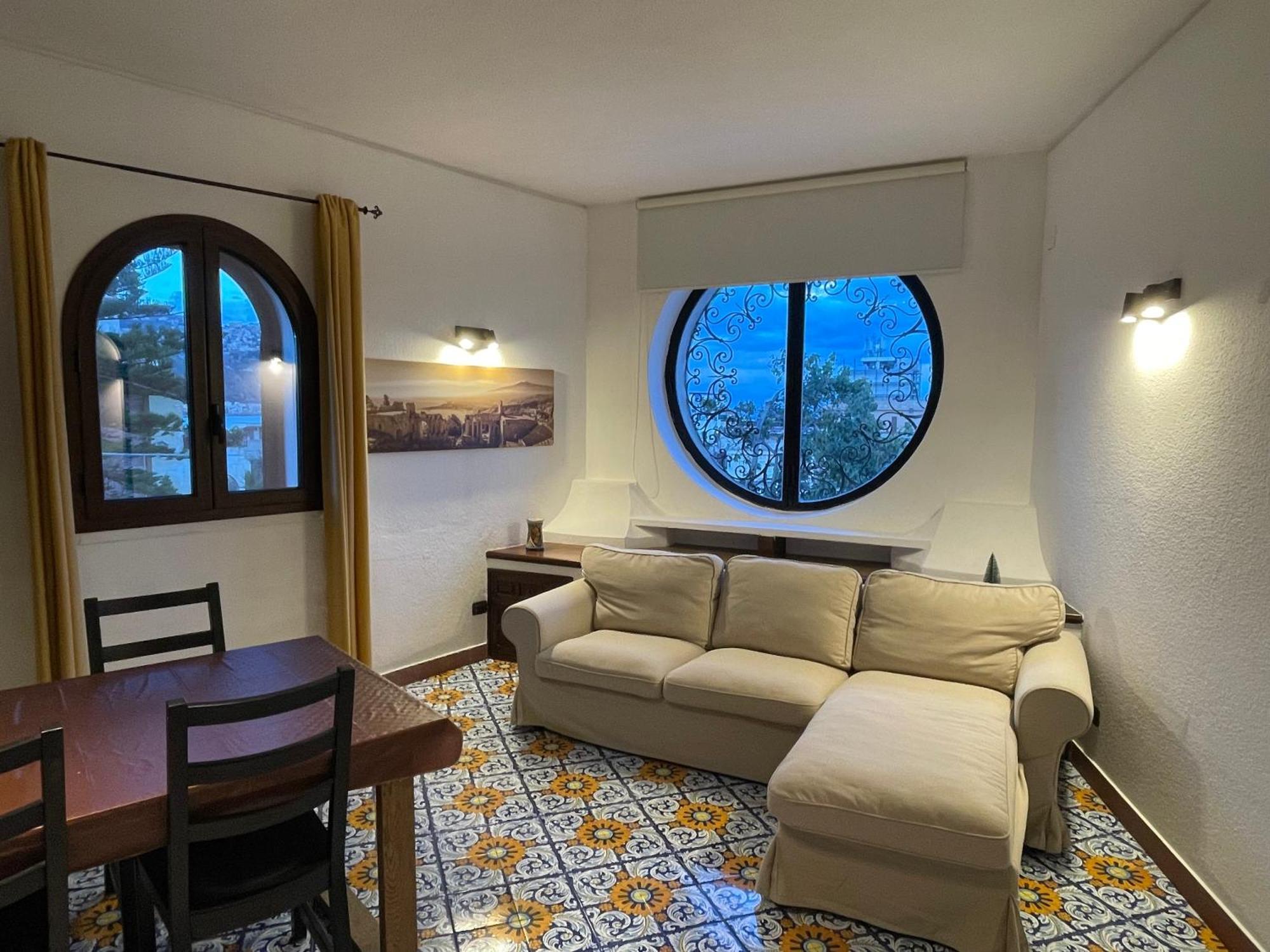John Sea Suites Джардини Наксос Екстериор снимка
